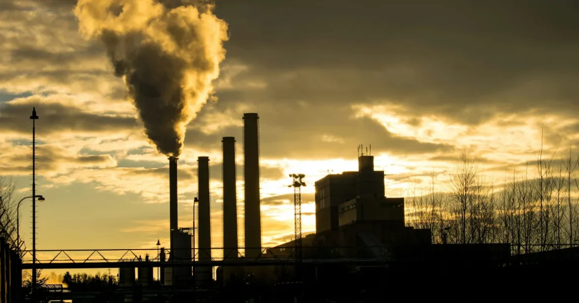 Hiába a 100 dollár alatti olajár, tragikus fordulat jön