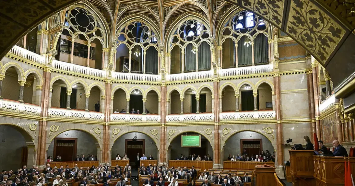 Súlyos ügyek kerülnek terítékre hétfőn a parlamentben