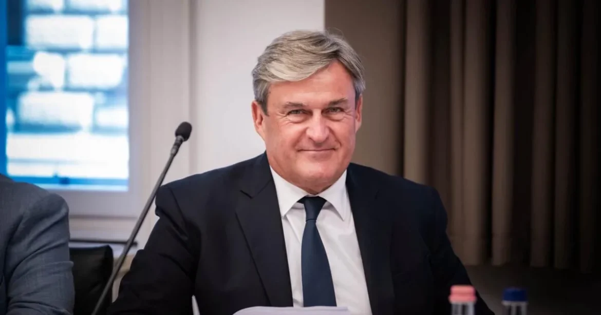 Kapitány István államtitkár hirtelen lemondott