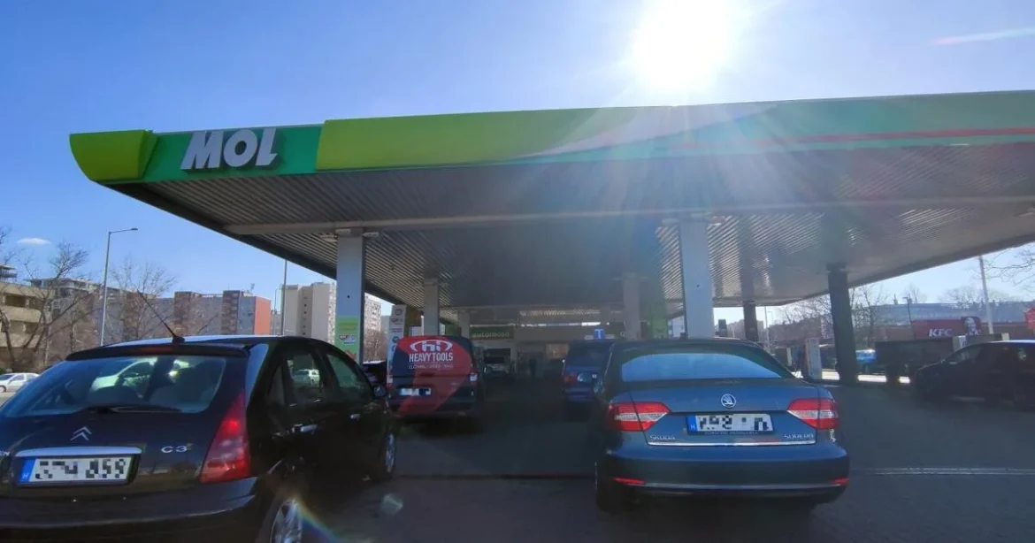 Újabb üzemanyagpiaci intézkedés: elég lehet a tűzoltáshoz